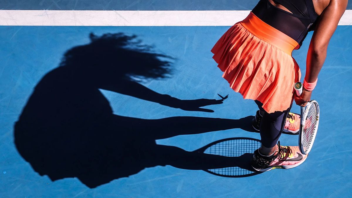 Najlepsze zdjęcia sportowe minionego roku. Wygrał idealny kadr tenisistki z motylem 1