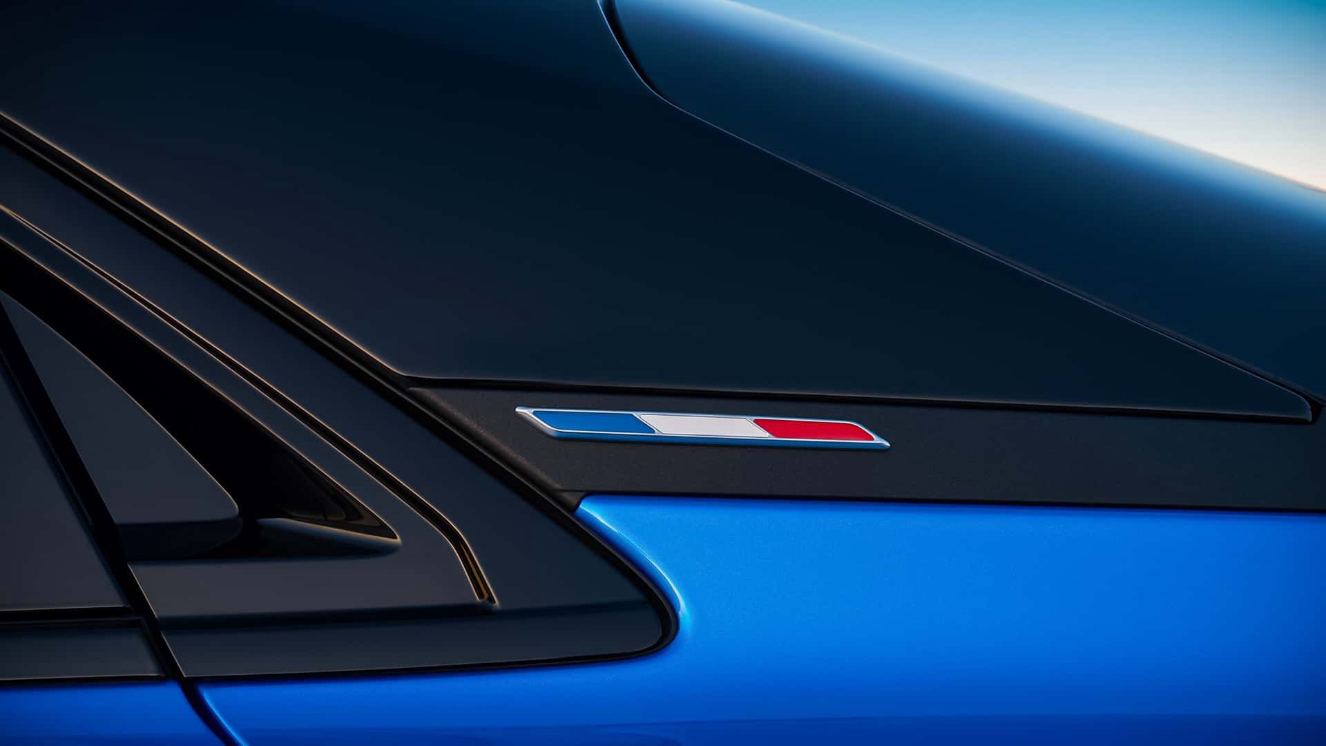 Alpine A390