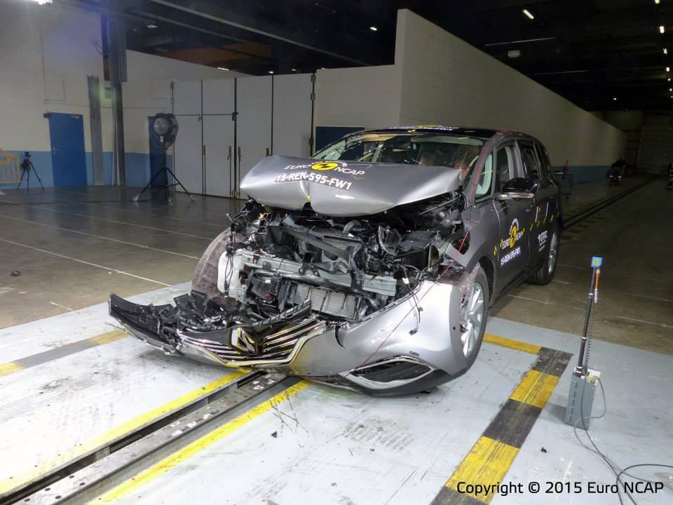 Nowe wyniki testów Euro NCAP (2015): Suzuki Vitara, Renault Espace, Mazda 2, Fiat 500X