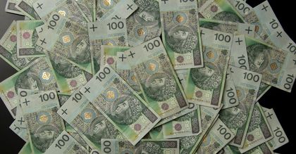 Długi Polaków. Nie spłacamy zobowiązań, nawet jeśli mamy pracę