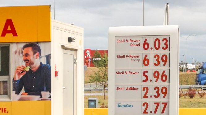 Na autostradach ceny są jeszcze dużo wyższe