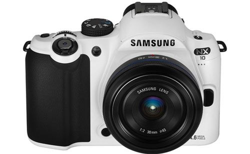 Samsung NX100 we wrześniu? 1