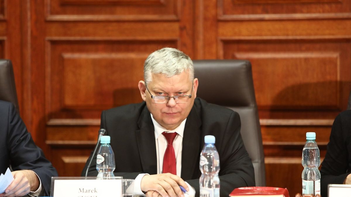 Marek Suski jako wiceprzewodniczący komisji ds. Amber Gold.