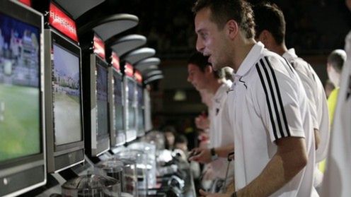 Legia Warszawa rozgromiła Lecha Poznań! 1