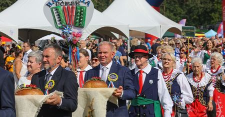 Dożynki wojewódzkie 2026. Znamy program imprezy w Rypinie. Wystąpi m.in. Grzegorz Hyży
