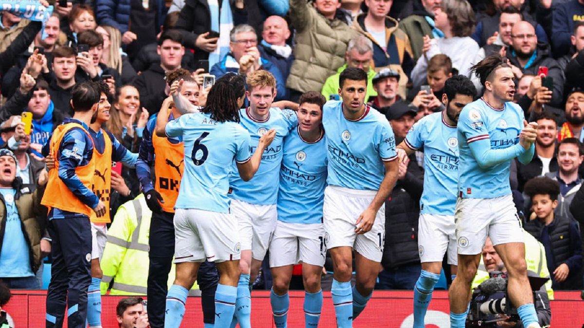 Zdjęcie okładkowe artykułu: Getty Images / Robbie Jay Barratt - AMA / Na zdjęciu: piłkarze Manchesteru City