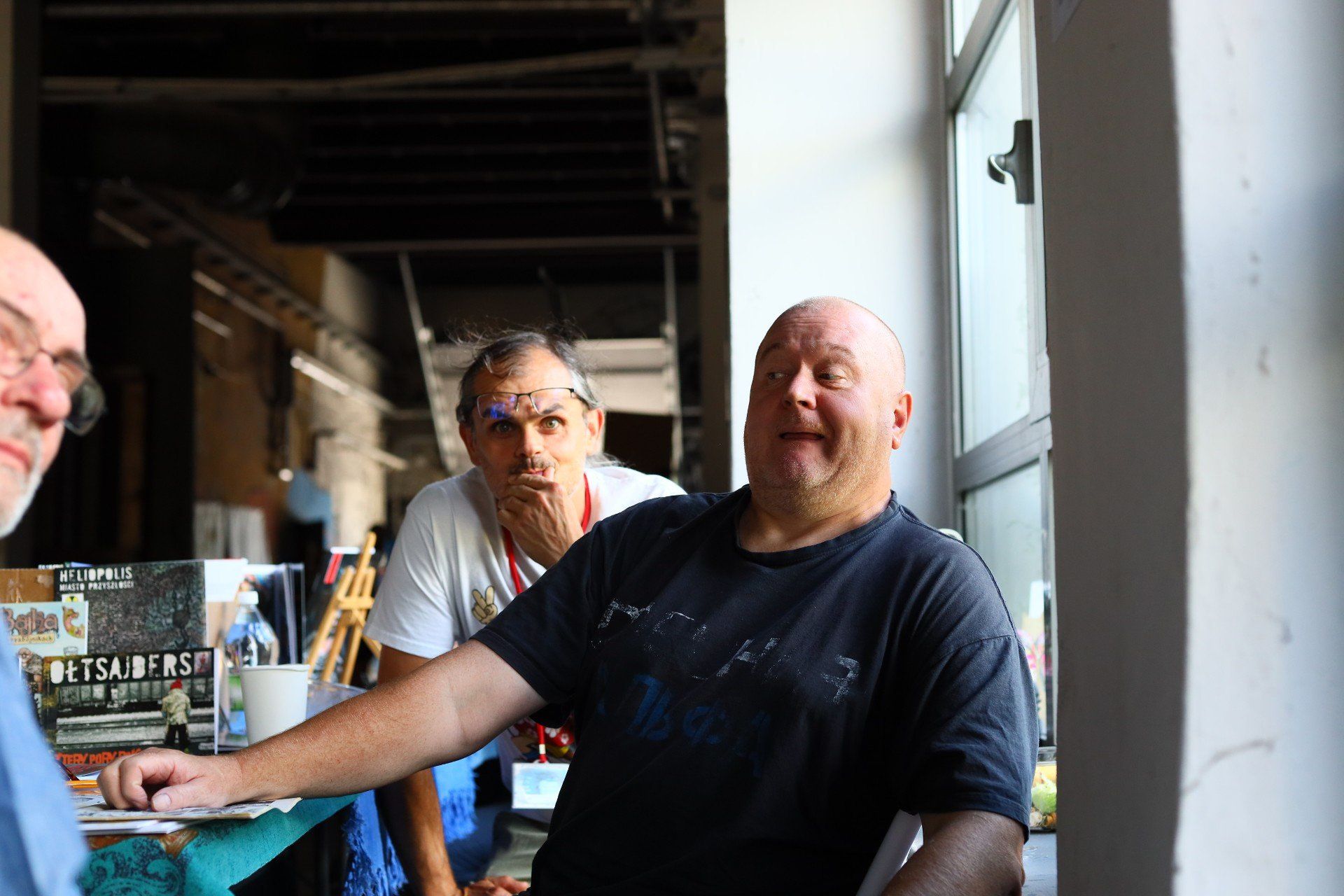 Rysownicy Jarosław Zieliński i Paweł Gierczak