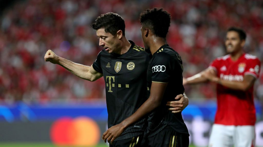 Getty Images /  Pedro Fiúza/NurPhoto  / Na zdjęciu: Robert Lewandowski z Kingsley'em Comanem