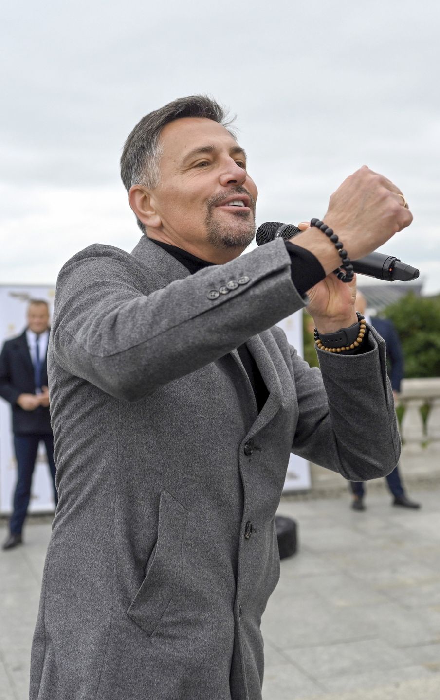 scena z: Krzysztof Ibisz, SK:, , fot. AKPA/AKPAMaciej GillertAkcja #zatanczzgwiazdami na Placu Zamkowym, BINARY<(14) bytes>, Krzysztof Ibisz