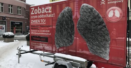 Rybnik. Smog zabija. Specjalne płuca w dwa tygodnie zrobiły się czarne