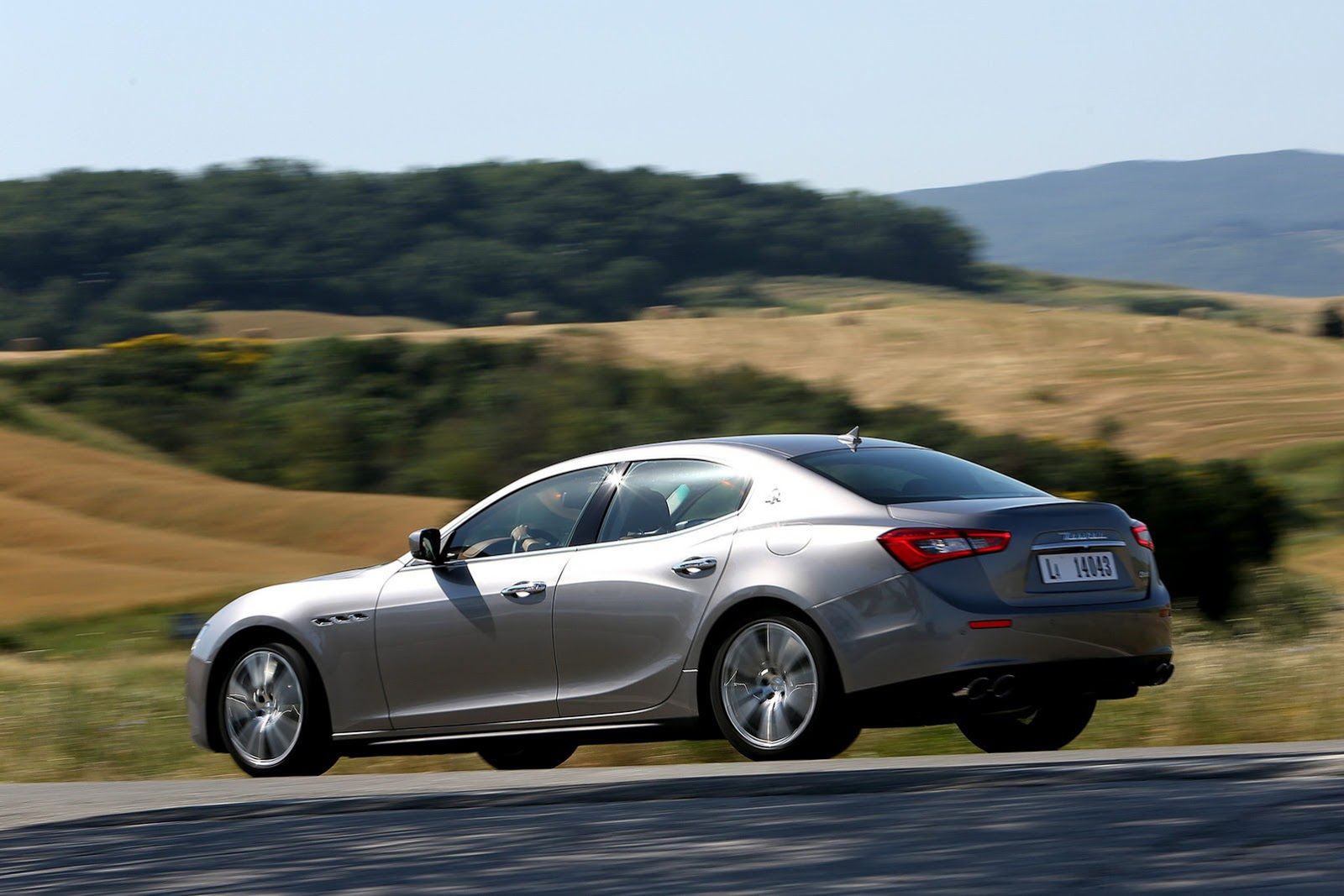 2014 Maserati Ghibli - Włosi wiedzą, co to piękno [galeria] 26
