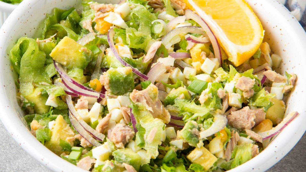 Zdrowa i pyszna sałatka