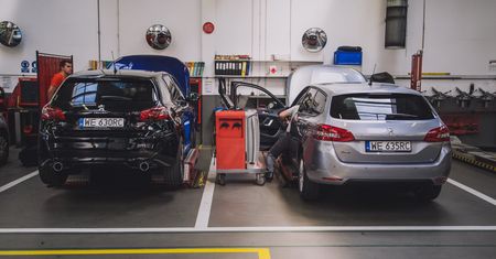 Mechanik wprost: do warsztatów przyjeżdżają samochody bez oleju