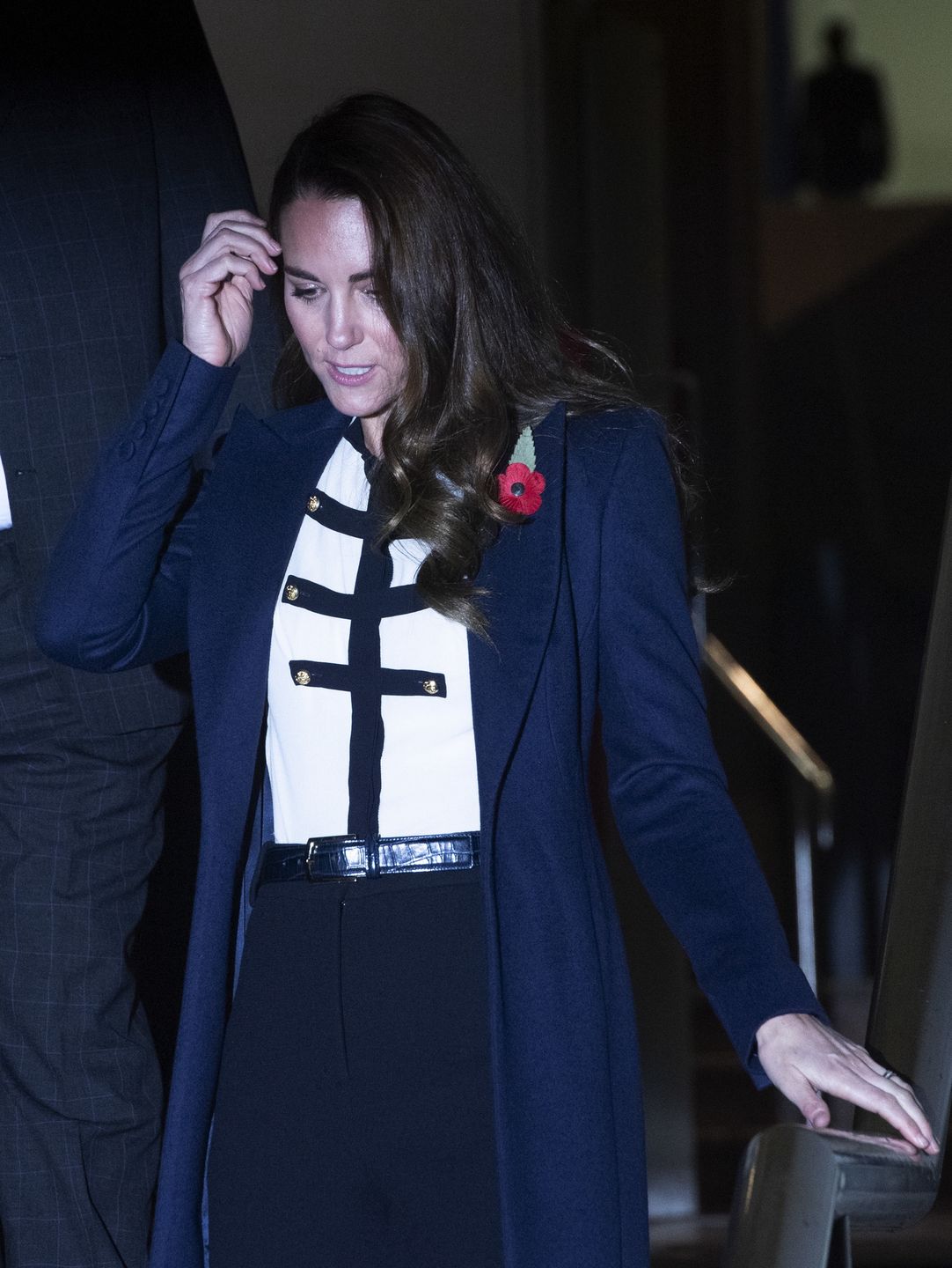 epa09574518 Britain's Catherine, Duchess of Cambridge, leaves the Imperial War Museum after opening two new galleries, the Second World War Gallery and the Holocaust Gallery, in London, Britain, 10 November 2021.  EPA/FACUNDO ARRIZABALAGA 
Dostawca: PAP/EPA.