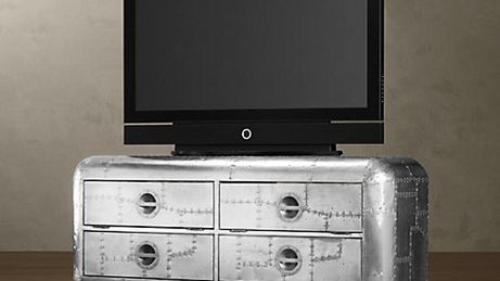 Stolik pod telewizor dla fanów dawnego lotnictwa 1