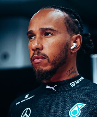 Hamilton wyrzucony z Mercedesa?! Jest odpowiedź na sensacyjne plotki