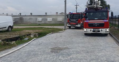 Pożar kurnika w miejscowości Babiec-Piaseczny - szybka akcja strażaków