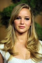 Jennifer Lawrence chce wyglądać jak kobieta