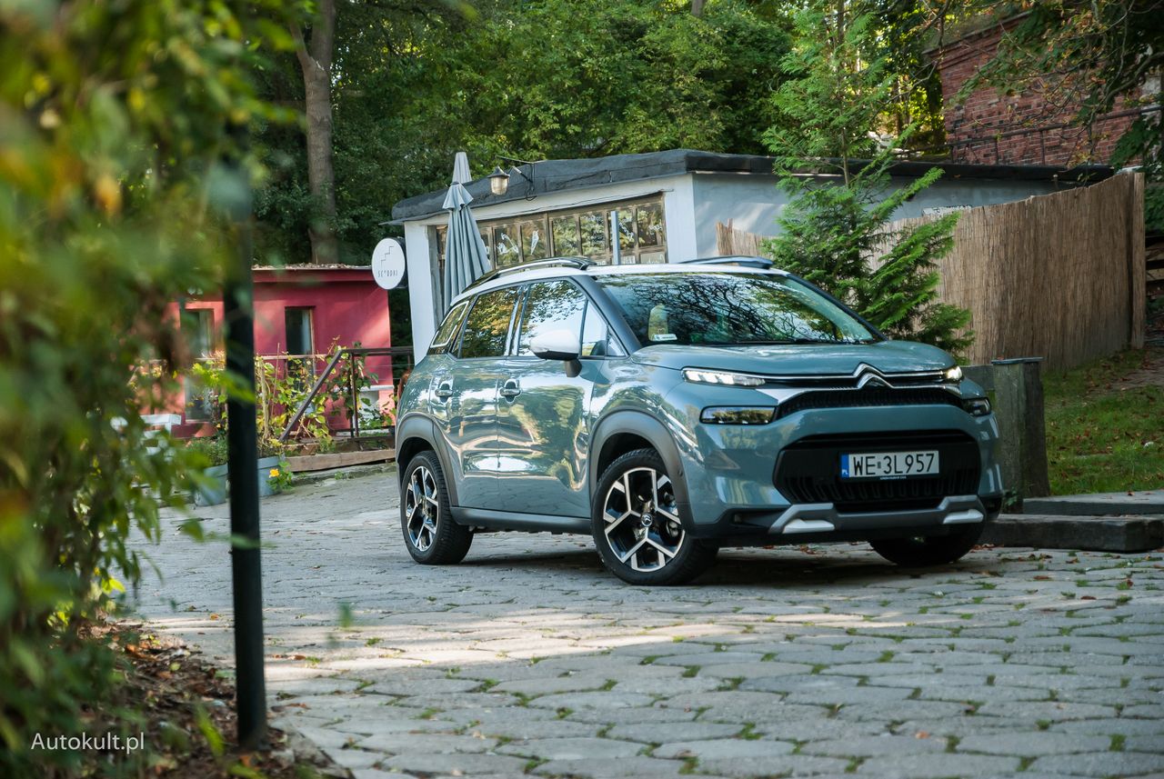 Można odnieść wrażenie, że nowy pas przedni nie do końca pasuje do "delikatnego" Citroëna.