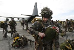 "Niespodziewane ćwiczenia". Francuscy spadochroniarze zrzuceni w Estonii