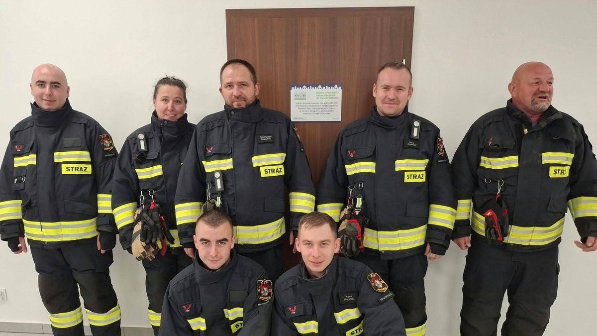 Tak prezentują się nowe stroje OSP Mazowsze 
