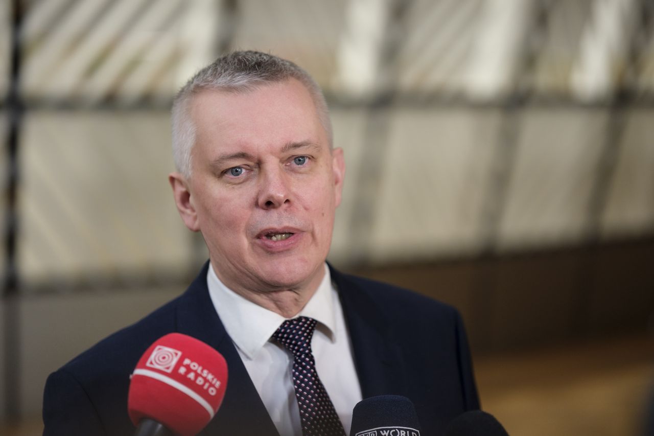 Tomasz Siemoniak reaguje na publikację WP