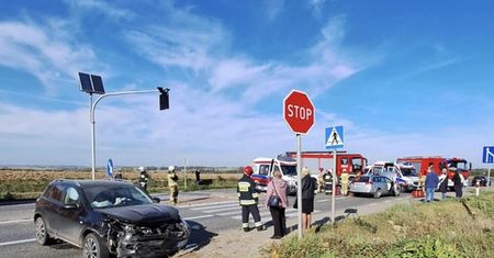 Wypadek na skrzyżowaniu w miejscowości Dobruchna