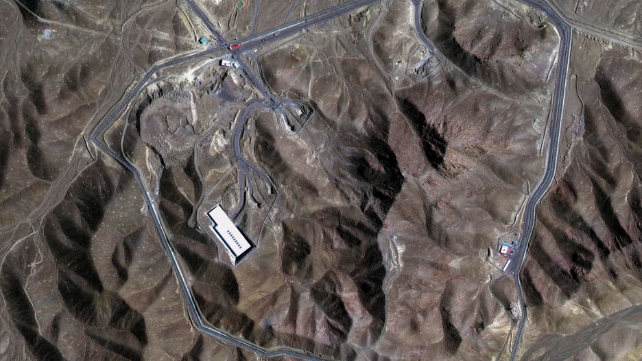 A handout satellite image made available by Maxar Technologies shows an overview of the Fordo underground uranium enrichment facility before the US airstrikes, in Iran, 20 June 2025 (issued 22 June 2025). The US forces struck three of Iran's key nuclear sites: Natanz, Isfahan and Fordo (Fordow), US President Trump announced on 21 June. EPA/MAXAR TECHNOLOGIES HANDOUT MANDATORY CREDIT: SATELLITE IMAGE 2025 MAXAR TECHNOLOGIES -- THE WATERMARK MAY NOT BE REMOVED/CROPPEDHANDOUT EDITORIAL USE ONLY/NO SALES Dostawca: PAP/EPA.