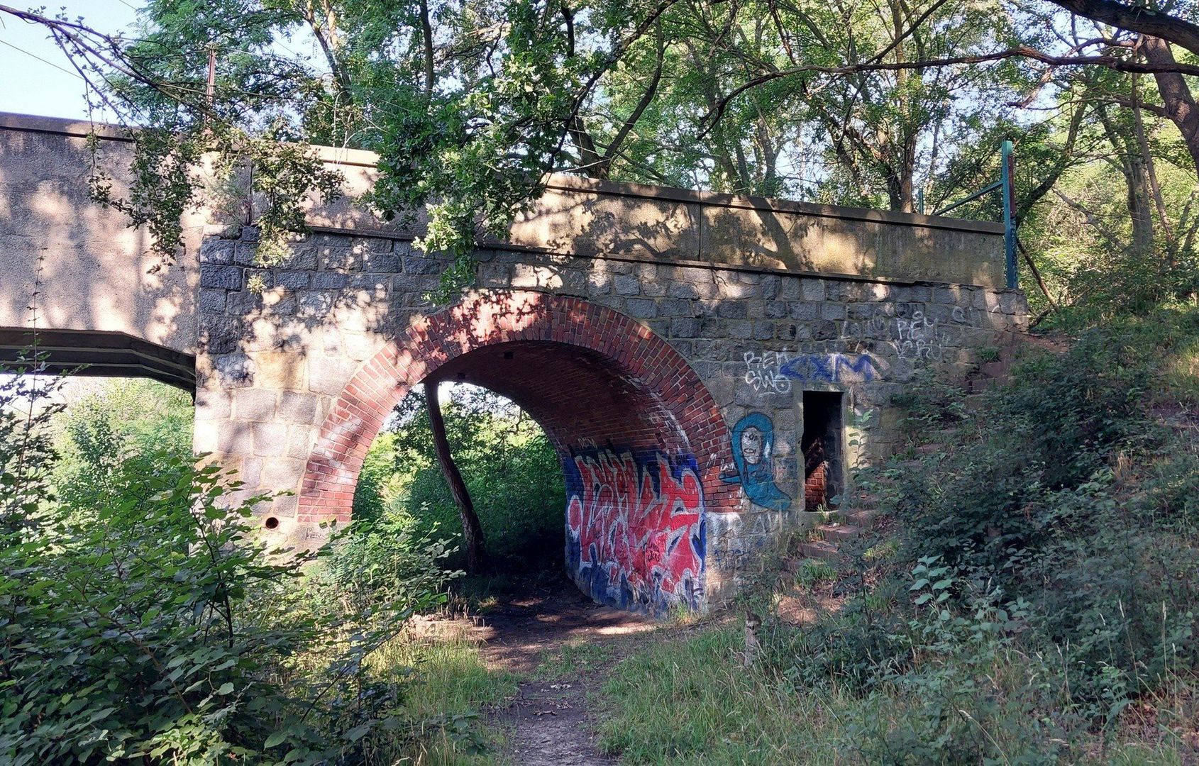 Niezwykłu most Saperski we Wrocławiu