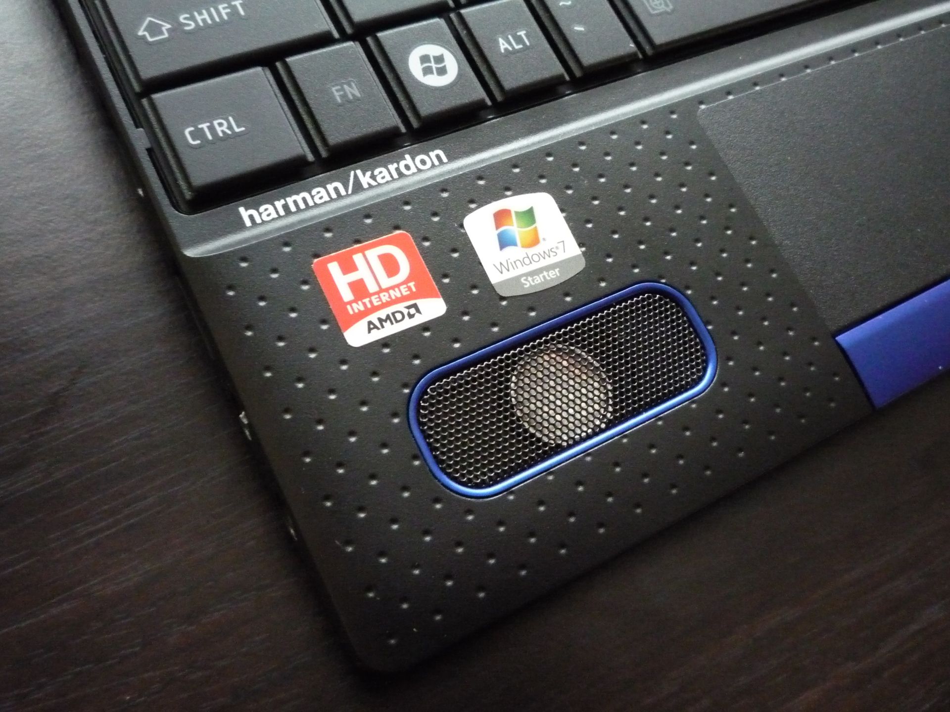Toshiba NB550D - multimedialny maluch [test cz. 1] 12