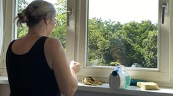 Kosztuje 3 złote. Przyklej do okna, a w mieszkaniu zrobi się chłodno