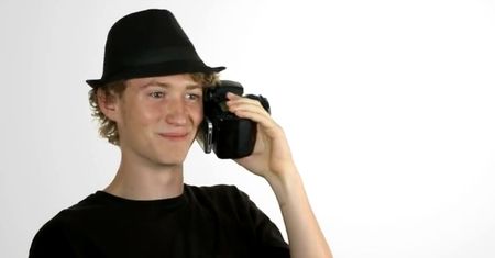 iPhone 5 iDSLR z aparatem 21 Mpix. Kupilibyście go? [wideo]