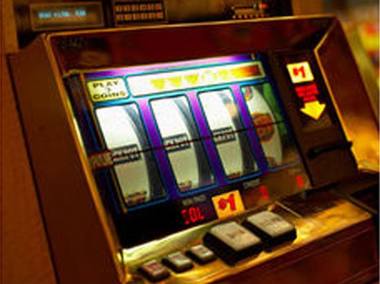 Czy automaty o niskich wygranych powinny być legalne?