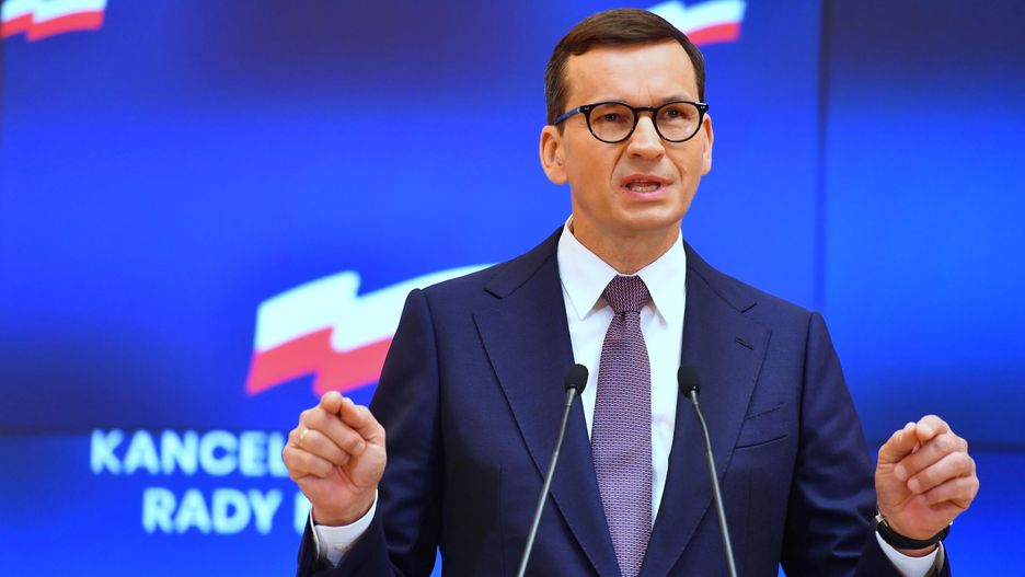 Mateusz MorawieckiWarszawa, 06.09.2021. Premier Mateusz Morawiecki podczas konferencji prasowej w siedzibie Kancelarii Prezesa Rady Ministr�w w Warszawie, 6 bm. Konferencja dotyczy�a stanu wyj�tkowego na terenach granicz�cych z Bia�orusi�. (pn/doro) PAP/Piotr NowakPiotr NowakAfga�czycy, briefing prasowy, imigranci, konferencja prasowa, KPRM, politycy, polityka, polsko bia�oruska, polsko-bia�oruska, spotkanie, stan wyj�tkowy, Stra� Graniczna, sytuacja na granicy