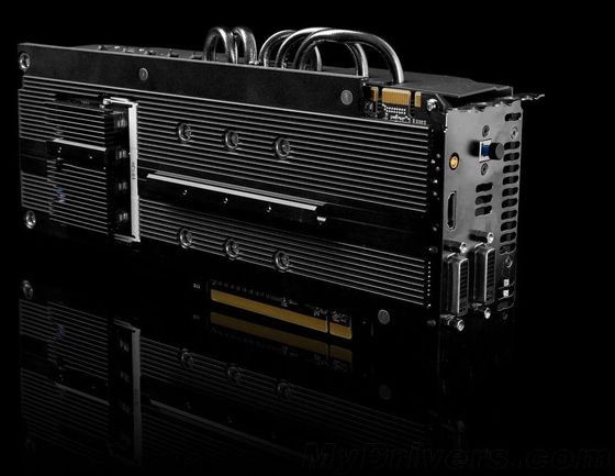 karta graficzna Colorful GTX560Ti iGame Kudan - radiator na rewersie laminatu