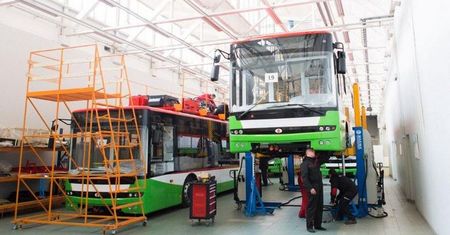 Traktory już mniej ważne. Ursus stawia na autobusy elektryczne po największym przetargu w Polsce