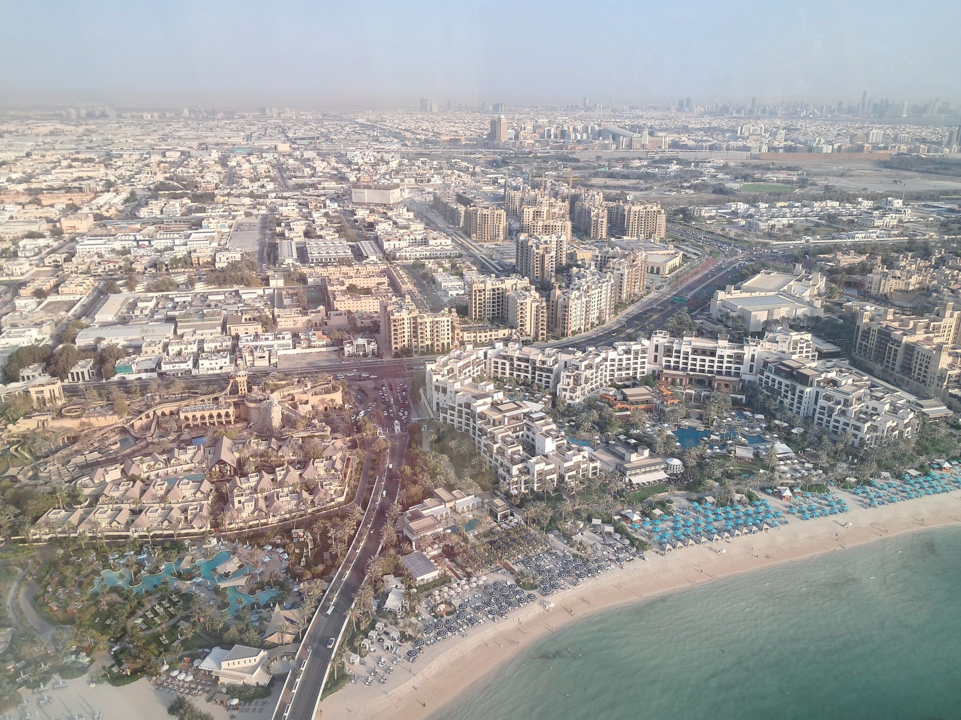 Mini muzeum i spektakularne widoki to duże atuty Burdż al-Arab