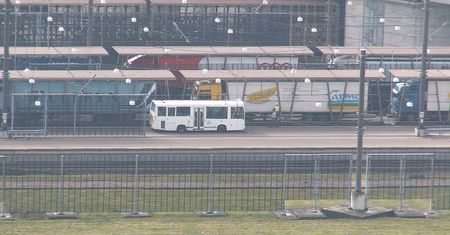 Ochrona wokół Eurotunelu. Wielka Brytania daje pieniądze na 100 francuskich żandarmów