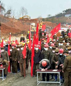 Korea Północna: Zgłosiło się 800 tysięcy ochotników do walki z USA