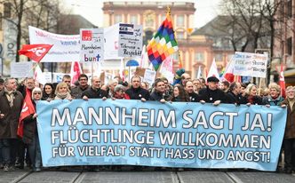 Ogromne manifestacje w Niemczech. Tysiąc osób na ulicach obronie otwartego społeczeństwa