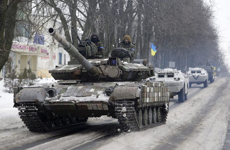 Na zdjęciu ochotnicy z ukraińskiego batalionu Azow <br>przed wyruszeniem na front