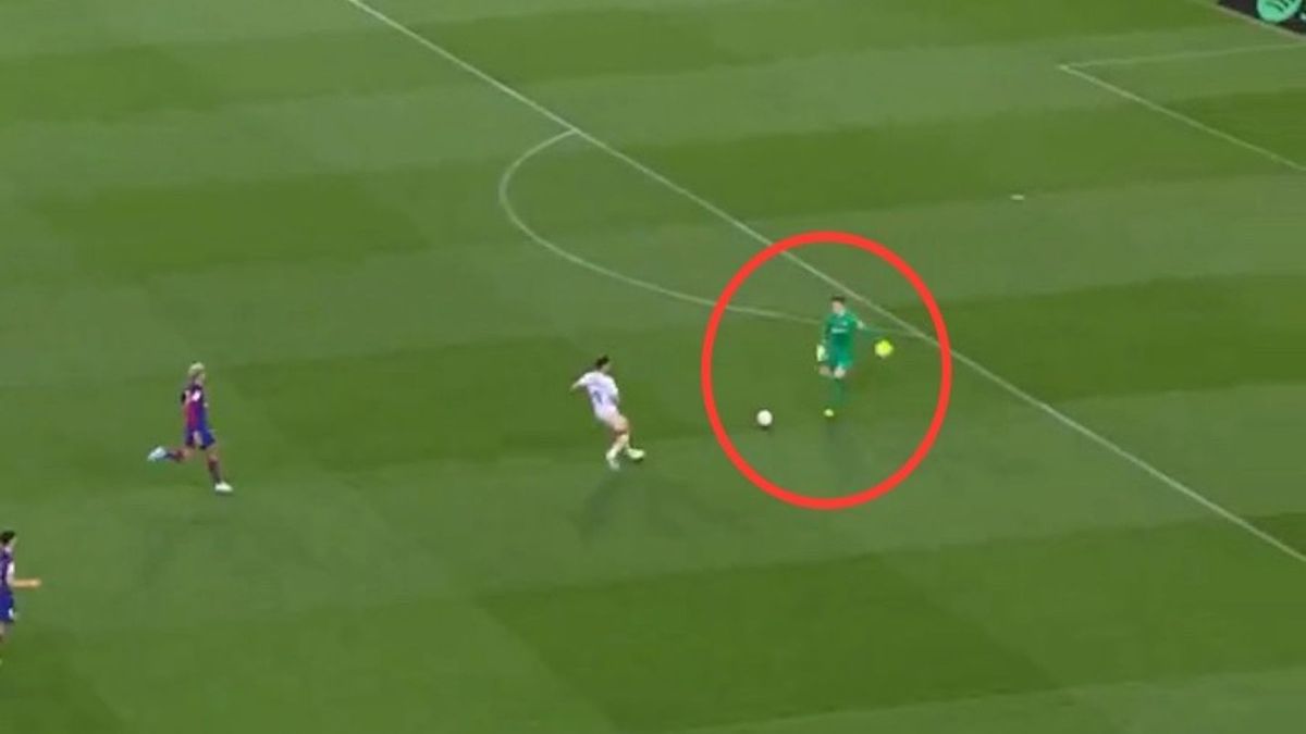 Twitter / ELEVEN SPORTS PL / Fatalny błąd ter Stegena