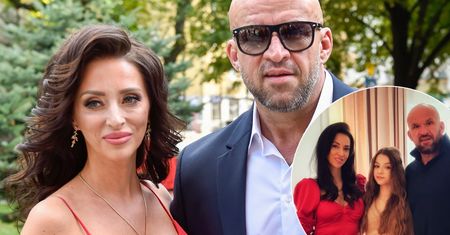 Tomasz Oświeciński świętuje Wielkanoc z żoną i córką. Poznajecie? Dziewczynka bardzo wyrosła