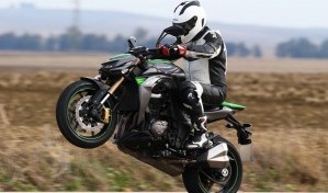 Kawasaki Z1000 2014 - Green Power