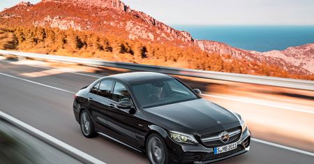 Odmłodzony Mercedes-AMG C 43 4MATIC. Więcej mocy, więcej frajdy