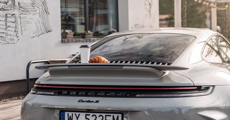 Ikona stylu. Porsche 911 Turbo S: sportowcem po kawę