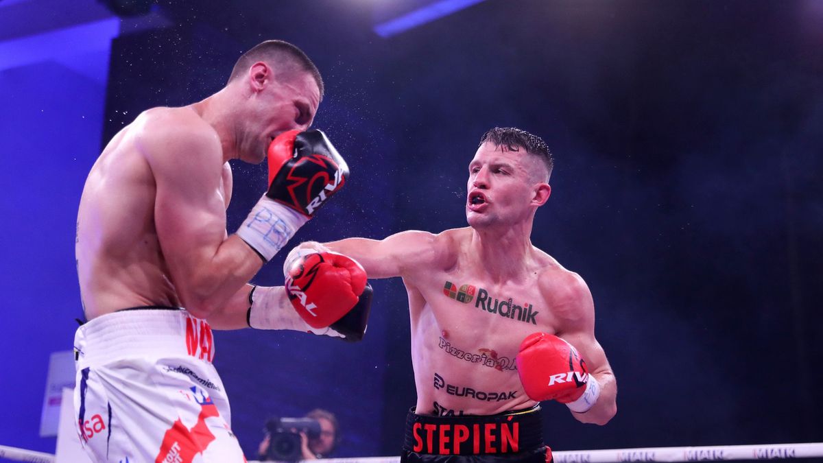 Newspix / PIOTR KUCZA/FOTOPYK / NEWSPIX.PL / Na zdjęciu od lewej: Marek Matyja i Przemysław Stępień