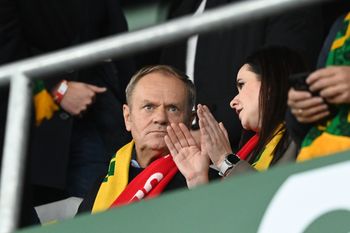 Tusk na meczu Polska-Litwa. Organizatorzy igrali z ogniem