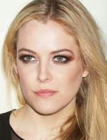 Córka Lisy Marie Presley rozbiera się w tańcu