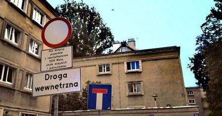 Warszawa. Kolejne wolskie podwórka objęte programem identyfikatorów
